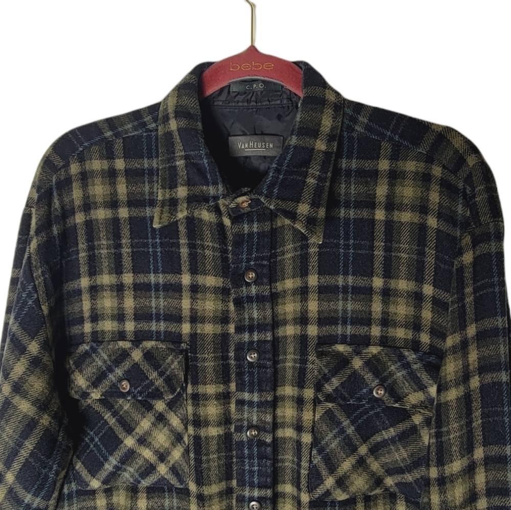 Vintage Van Heusen C.P.O. medium weight flannel shirt size medium - Picture 3 of 7